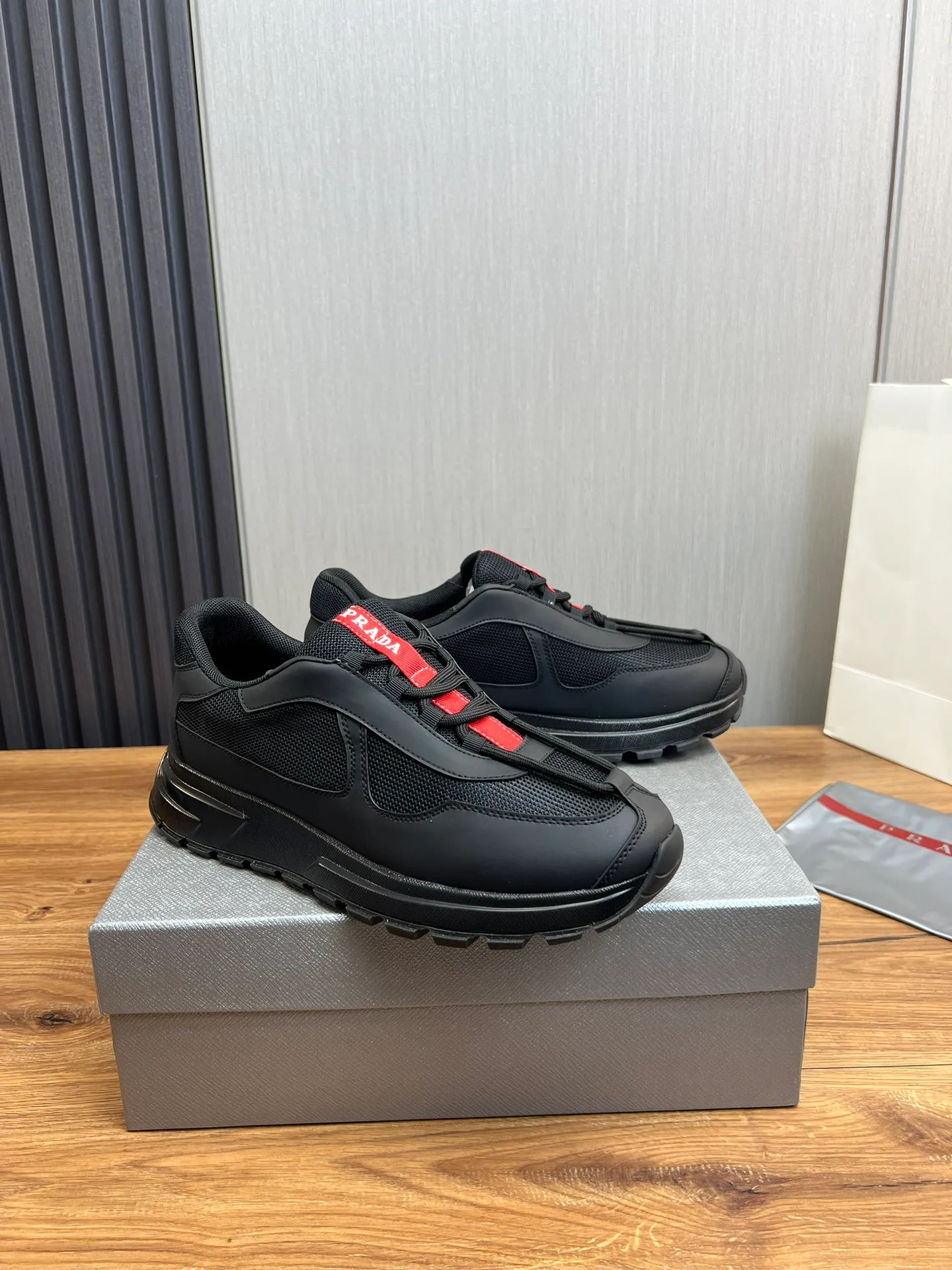 Men's shoes 💰540💰 [PRADA] Men's shoes are popular in the counter, official website is synchronized, 1 high-quality shipment ✔️Original fly-woven cowhide + cowhide lining, 1🆚1 replica, original sole, 38-45 (45 customized, non-refundable)